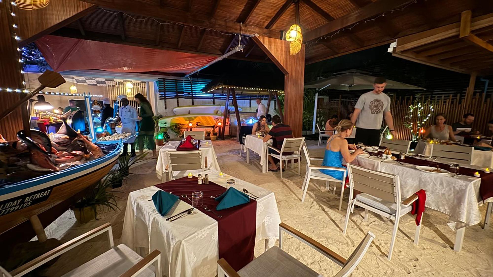 Alimas Holiday Retreat Maldives Felidhoo Bagian luar foto